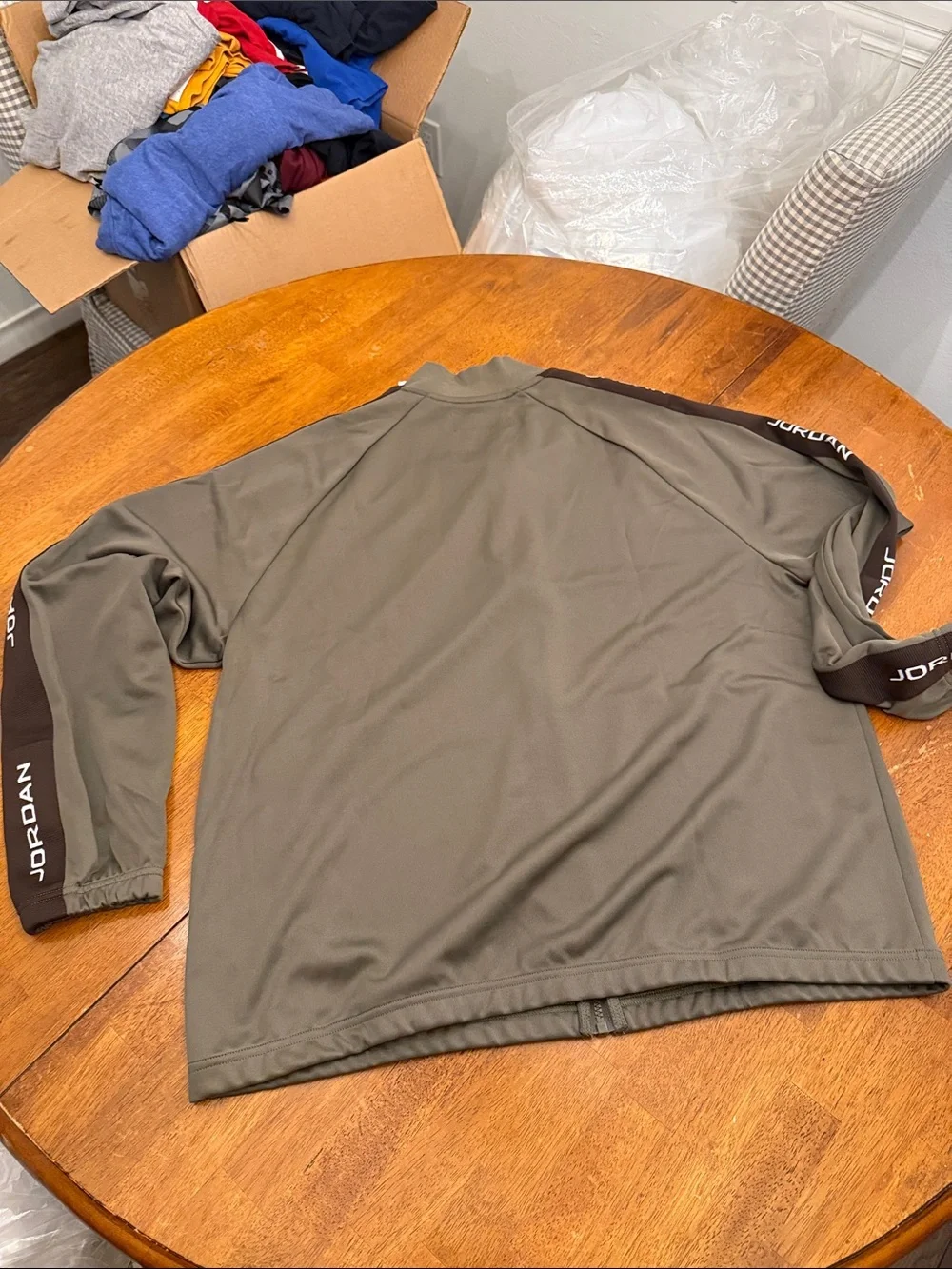 Nike Air Jordan Essentials Tracksuit Jordan Olive Jacket Mens XL New HF9339-222